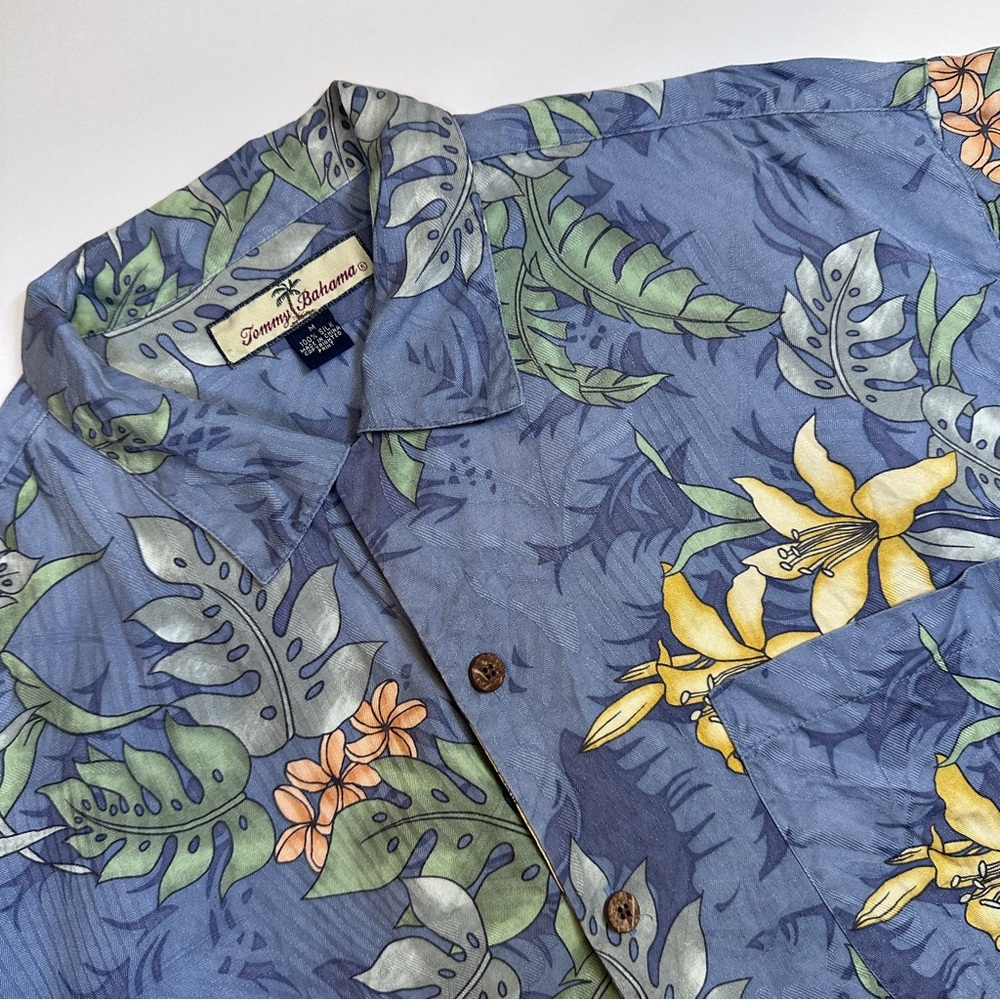 Tommy Bahama 100% Silk Tropical Floral Men's Shirt Short Sleeve Resort Medium - Picture 6 of 8